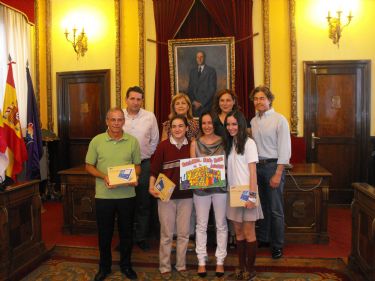 Imagen de Ya hay cartel anunciador de la gala de entrega de Reconocimientos de ‘Ciudades Amigas de la Infancia’ 2014