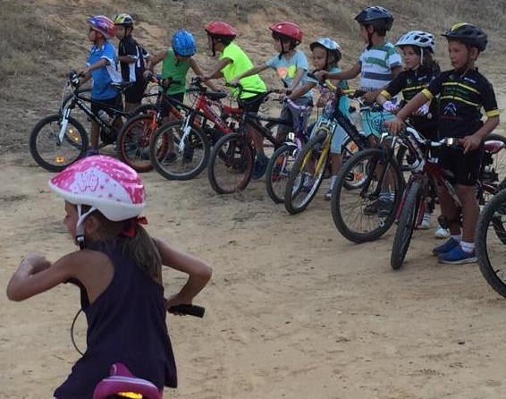 Imagen de Ruta cicloturista infantil en San Bartolomé de la Torre (Huelva)