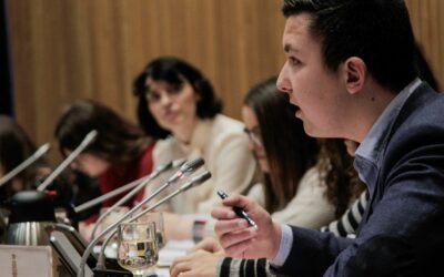 Luis durante su intervención en 2017 durante la primera comparecencia en el Congreso