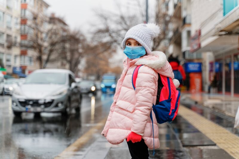 contaminación ciudades infancia
