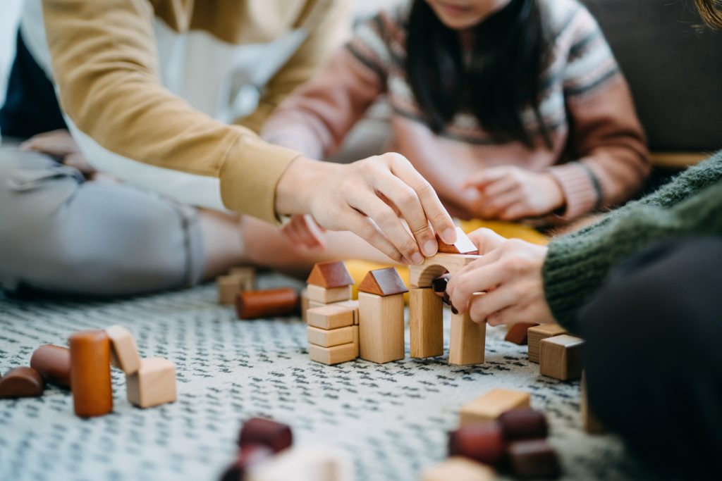 Acogida y corresponsabilidad ante la situación de los niños no acompañados en Canarias