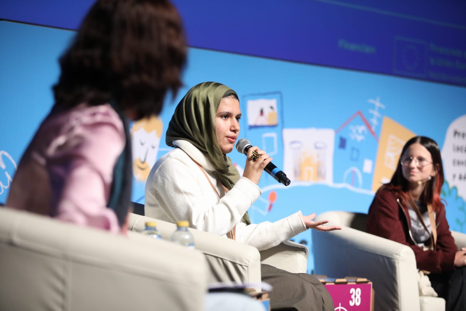 Amnah, del consejo de participación de Puertollano. @UNICEF España/Fran Ferrer
