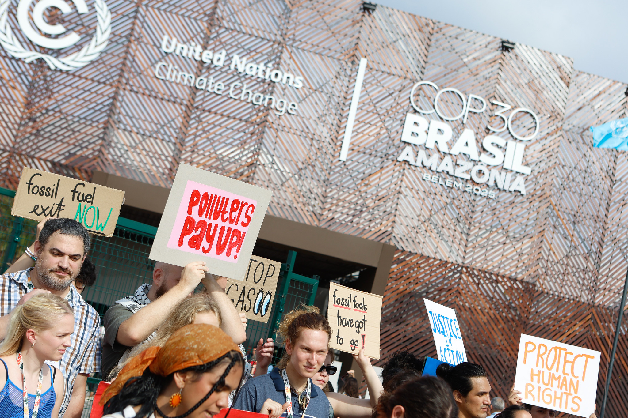 Imagen de «Si no se nos incluye, no habrá una solución verdadera»: La juventud hace balance de la COP30